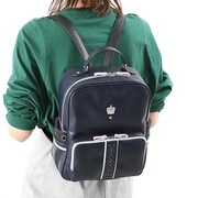 QUARTET NIGHT・美風藍モデルのリュックの使用イメージ。