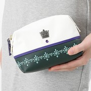 HE★VENS・鳳瑛二モデルのポーチ。