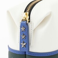 HE★VENS・皇綺羅モデルのポーチ。