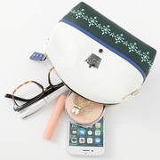 HE★VENS・皇綺羅モデルのポーチ。