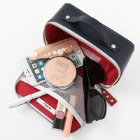 QUARTET NIGHT・黒崎蘭丸モデルのポーチ。