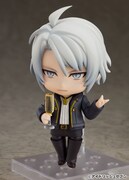 「ねんどろいど 八乙女楽」と「シャンパングラス+手首パーツ」。