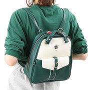 HE★VENS・日向大和モデルのリュックの使用イメージ。