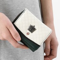 HE★VENS・日向大和モデルの財布。