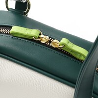 HE★VENS・天草シオンモデルのリュック。