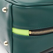 HE★VENS・天草シオンモデルのリュック。