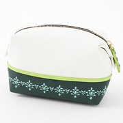 HE★VENS・天草シオンモデルのポーチ。