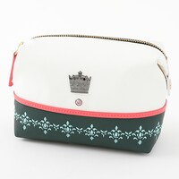 HE★VENS・日向大和モデルのポーチ。