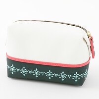 HE★VENS・日向大和モデルのポーチ。