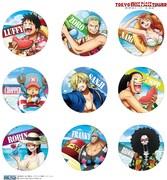 麦わらストア 東京ワンピースタワー店に8月より登場する「缶バッジ 2020夏」。全9種ランダムでの販売となる。