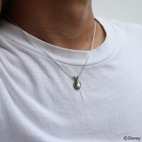 「カレッジネックレス」着用例