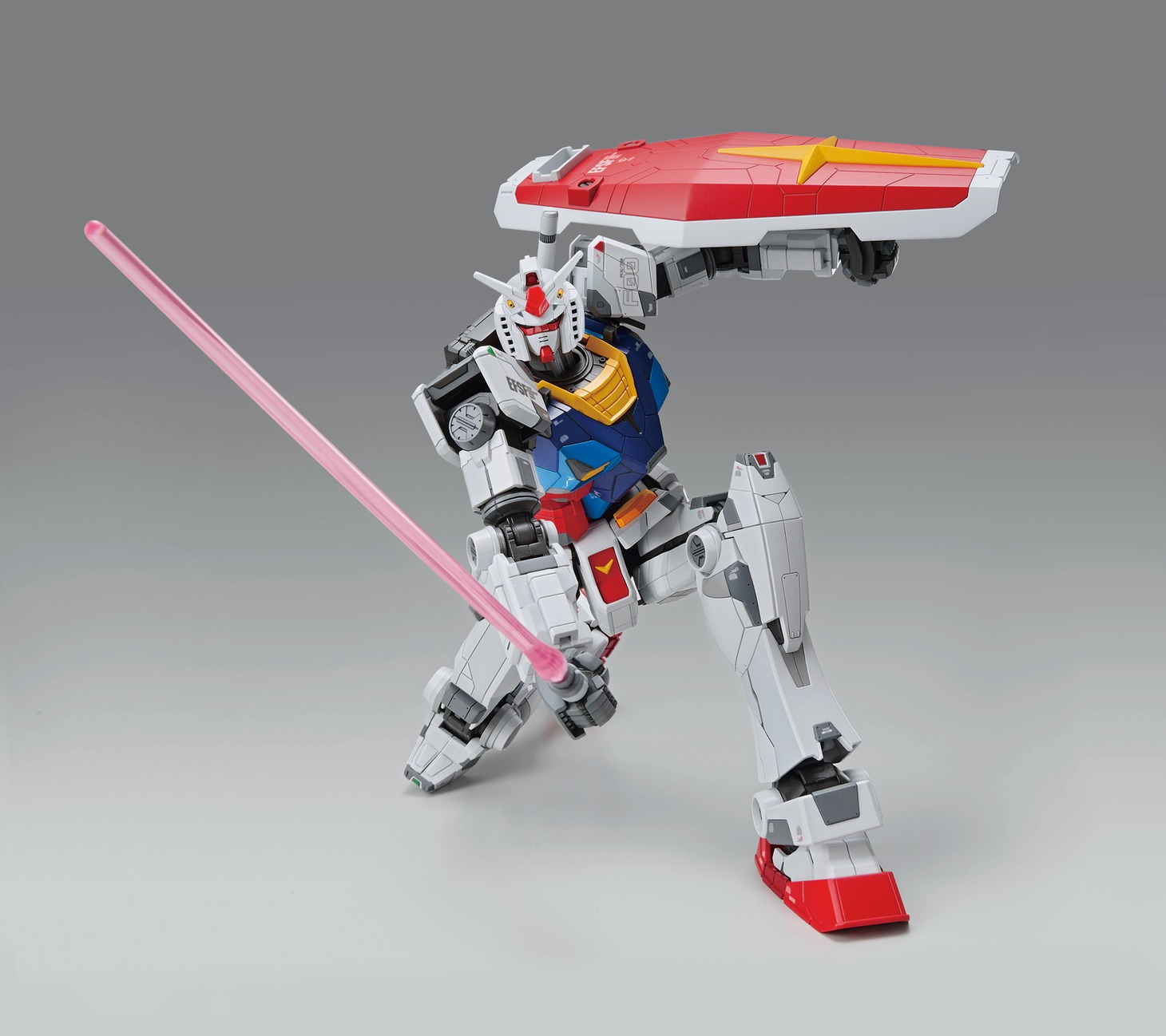 「1/100 RX-78F00 ガンダム」