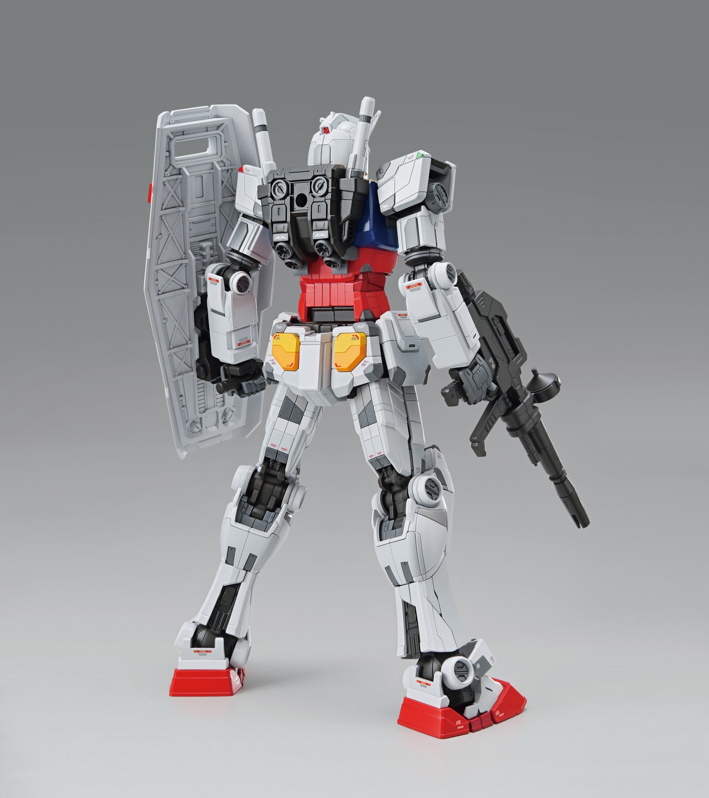 「1/100 RX-78F00 ガンダム」