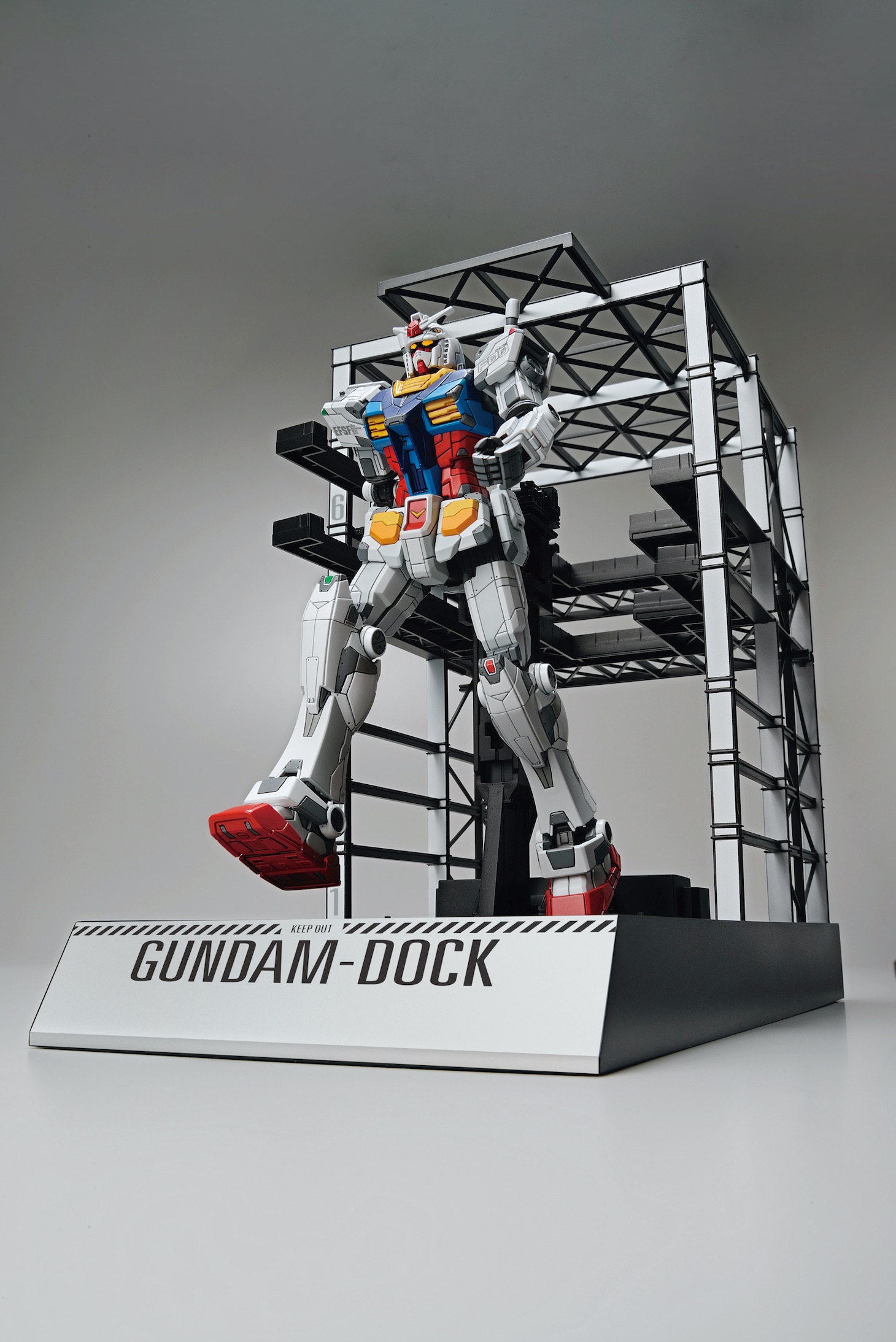 「1/144 RX-78F00 ガンダム&ガンダムドック」