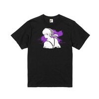 「MAO」のTシャツ。