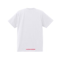 「トニカクカワイイ」のTシャツの背面。
