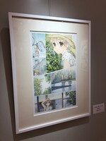「自選イラスト集『真昼の月』出版記念 白身魚 イラスト展」の様子。