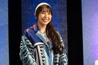 糸井紗良／サラ役の羽野瑠華。