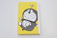 「100年ドラえもん」の1巻の見本。