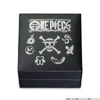 「ワンピース 出会いの航路 オフィシャルライセンス腕時計」の特製ボックス。