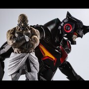 ロージェノムのフィギュアと「プライオボット 天元突破グレンラガン ラゼンガン」。