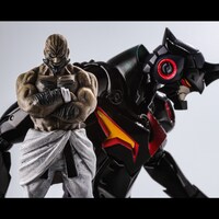 ロージェノムのフィギュアと「プライオボット 天元突破グレンラガン ラゼンガン」。