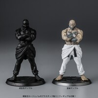 付属するロージェノムのフィギュア。