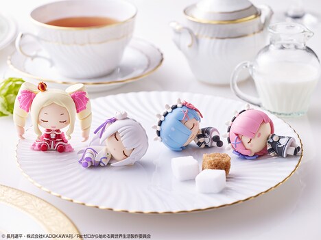 G賞の「ちょこのっこフィギュア まどろみver.」（全4種）。