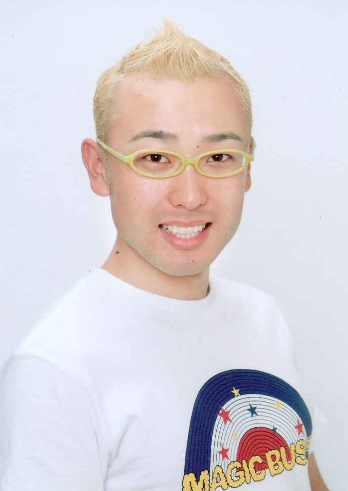 やしき手下ゴブリン役の高橋伸也。