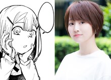 左からしめるちゃん、声をあてる花守ゆみり。