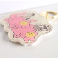 アクリルキーホルダーの1種。