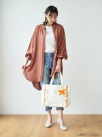 「おジャ魔女どれみ メローテレコプルオーバー」はづきモデル着用イメージ。