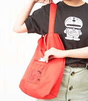 エコバッグの使用イメージ。