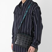 中野三玖モデルのバッグの使用イメージ。