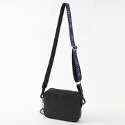 中野二乃モデルのバッグ。