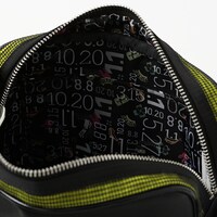 中野一花モデルのバッグ。