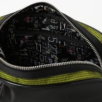 中野一花モデルのバッグ。