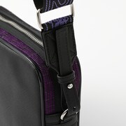 中野二乃モデルのバッグ。