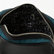 中野三玖モデルのバッグ。