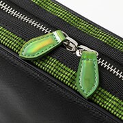 中野四葉モデルのバッグ。