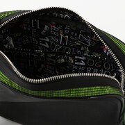 中野四葉モデルのバッグ。