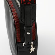 中野五月モデルのバッグ。