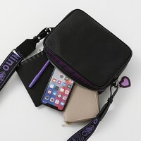 中野二乃モデルのバッグ。