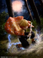 B賞の「我妻善逸 フィギュア」。