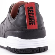 友枝中学校モデルのシューズ。