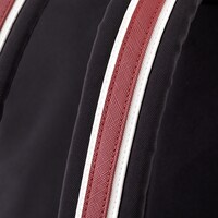 友枝中学校モデルのバッグ。