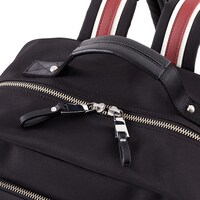 友枝中学校モデルのバッグ。