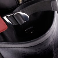 友枝中学校モデルのバッグ。