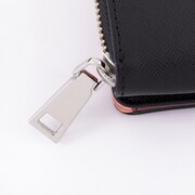 友枝中学校モデルの財布。