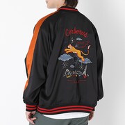 ケルベロスモデルのアウターの着用イメージ。